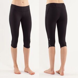 Lululemon Run Fast Free Crop Sz 8 Black, Ruffle Reflective Power Luxtreme
